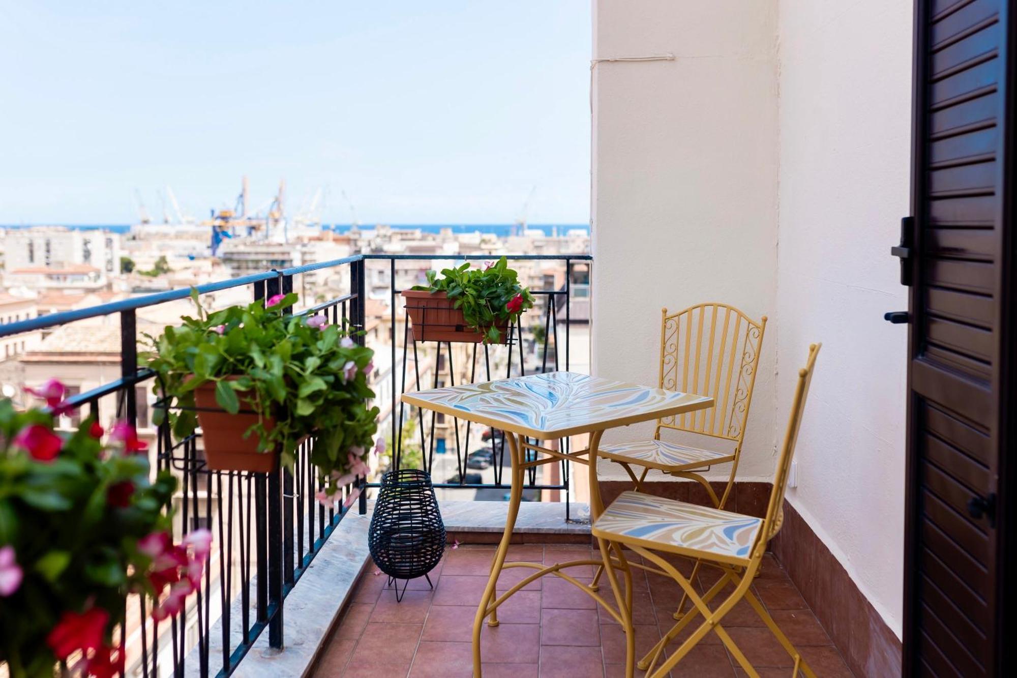 Politeama Charming Apartment Palermo Exterior photo
